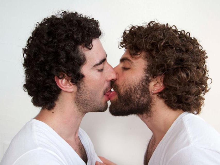 Una de las fotografías de Drextocardíaco, exposición colectiva comisariada por Abel Azcona y basada en la novela Juan Arcones.