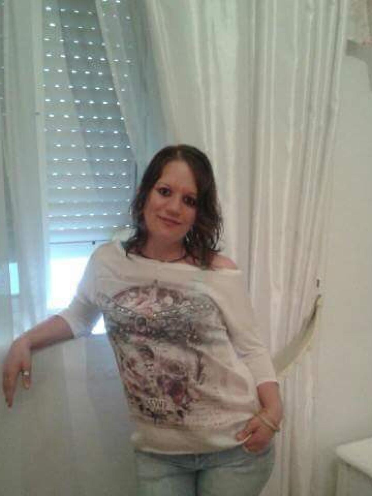 Sara Bernal, de 31 años, recibió una paliza de su pareja. Según varios vecinos, está embarazada de nuevo.