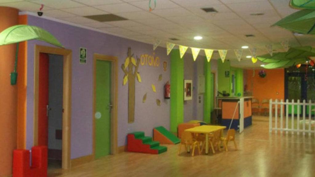 Interior de una de las guarderías Mis Pollitos.