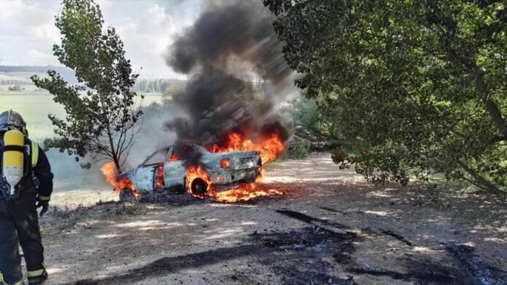 incendio coche valladolid esgueva 1