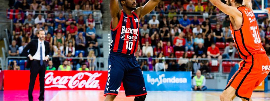 Beaubois frente a Sastre en el primer partido.