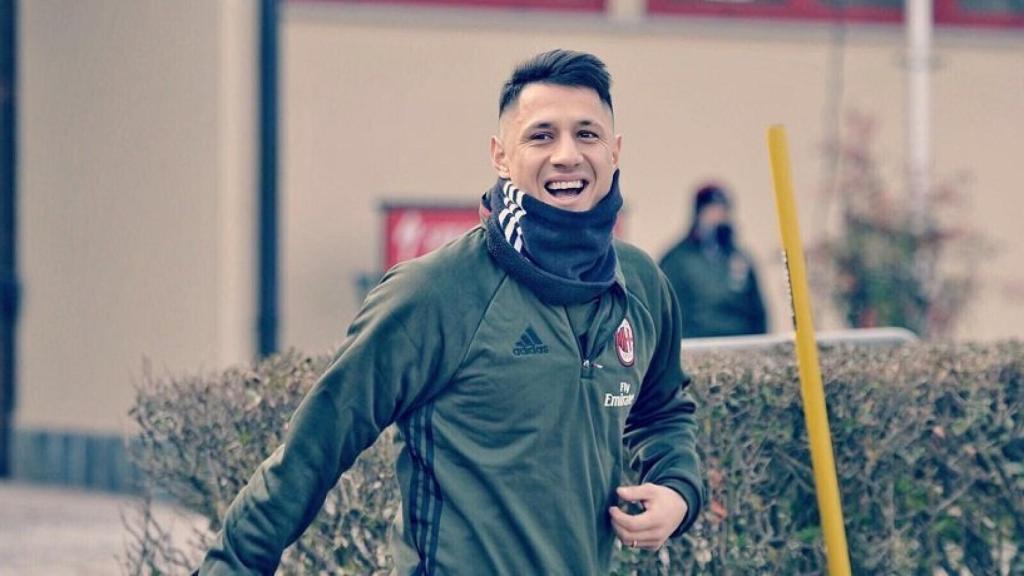 Lapadula en un entrenamiento del Milan. Foto: Twitter (@G_Lapadula)