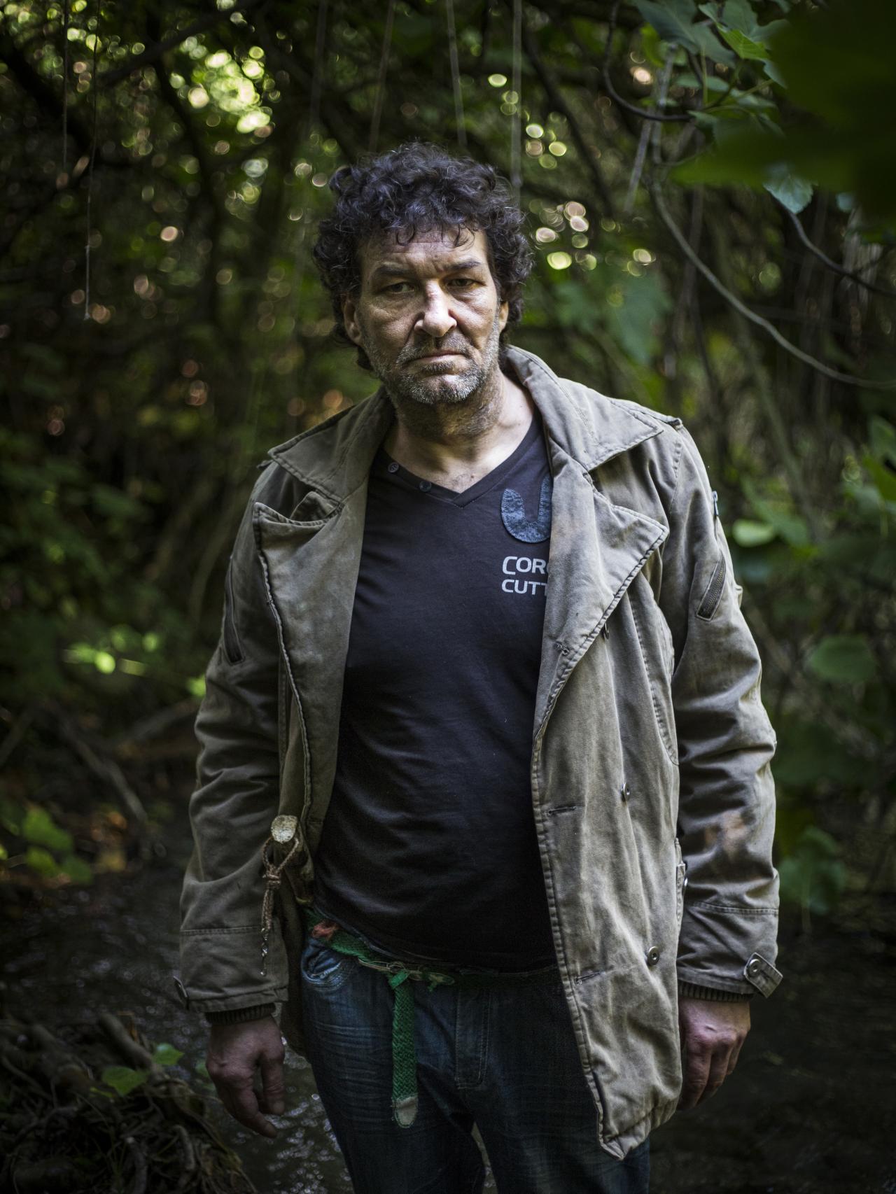 Desde los 19 hasta los 33 años, Antonio Manuel estuvo preso en distintas cárceles del país. Ahora vive en la sierra gaditana.