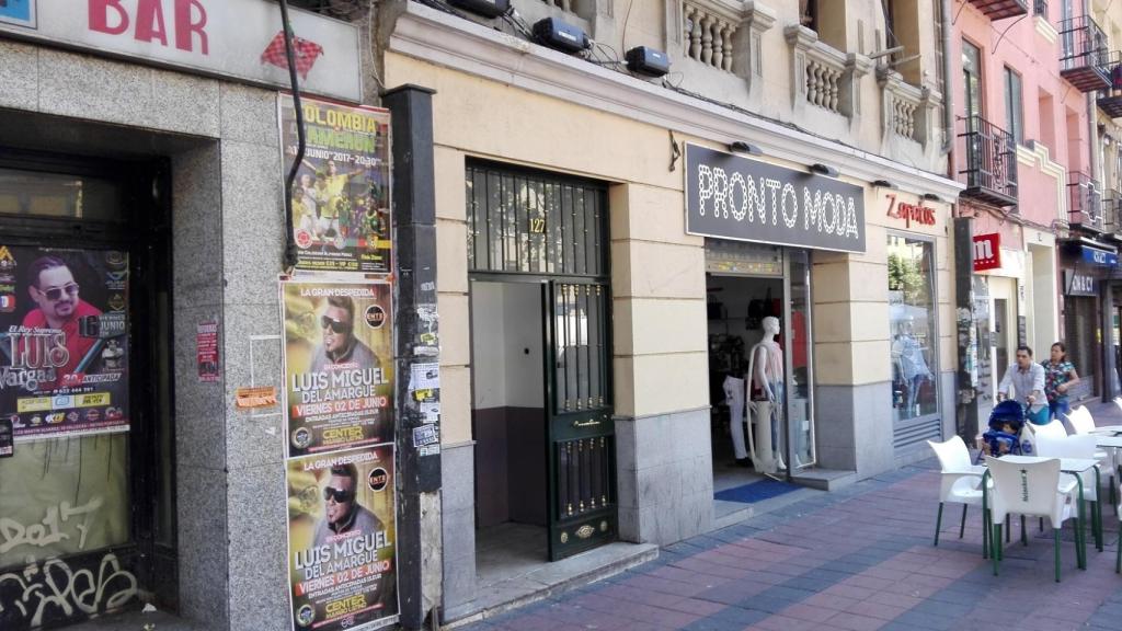 El 127 de Delicias, entre un bar y un bazar, abre las puertas de 9 de la mañana a 10 de la noche