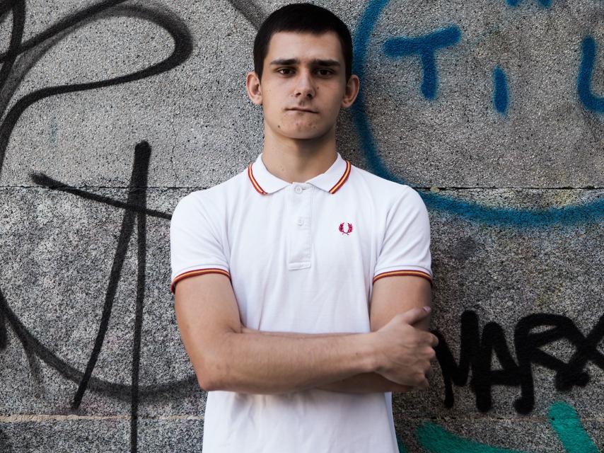 Pablo Lucini, en el lugar en el que fue agredido, junto a la madrileña plaza de Juan Pujol.