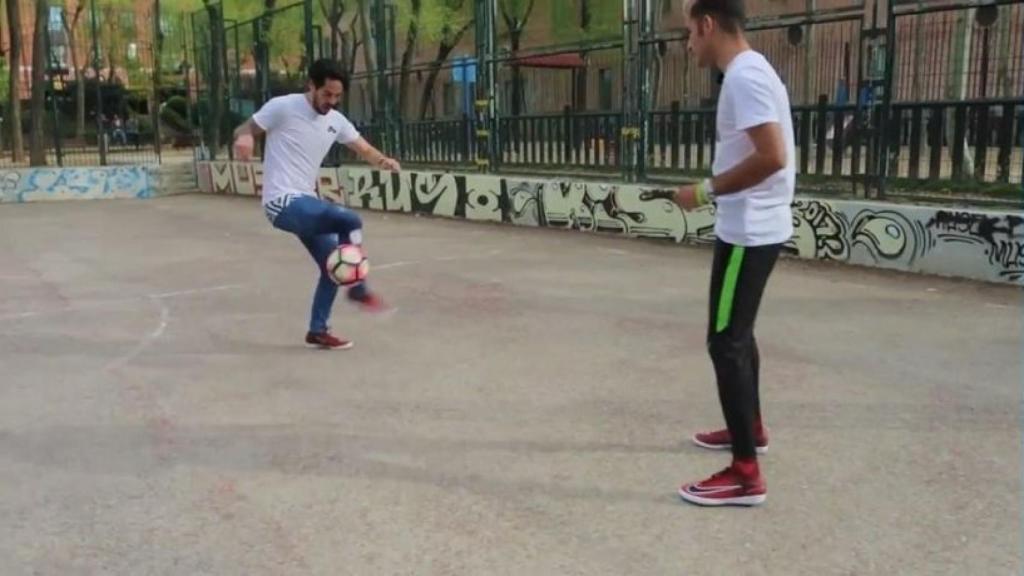 Isco hacientro trucos con el balón. Foto: Youtube (Delantero09)