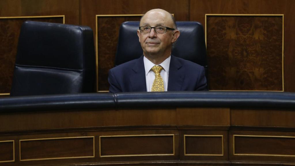 El ministro de Hacienda, Cristóbal Montoro, explicó en el Consejo de Ministros la resolución del TC.