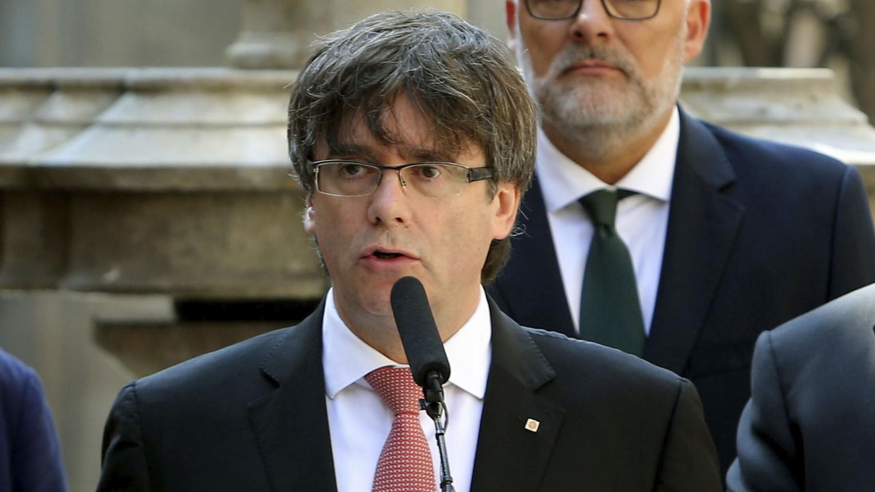El presidente de la Generalitat, Carles Puigdemont, anunciando el referéndum.