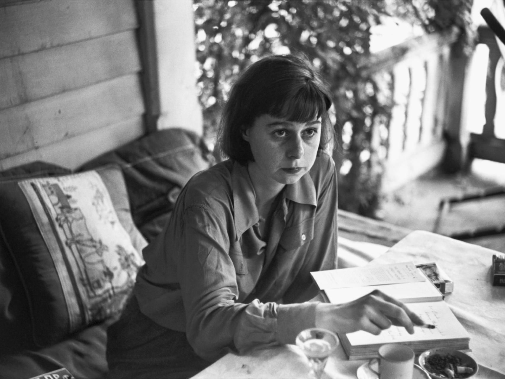 La escritora Carson McCullers, autora imprescindible de la literatura norteamericana del siglo XX.