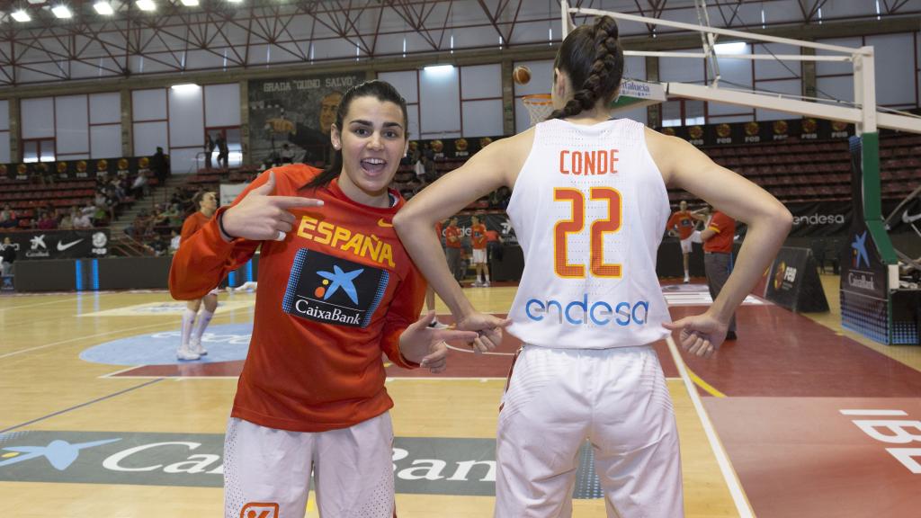 La reciente felicitación de cumpleaños de Conde a Romero antes de jugar contra Japón.