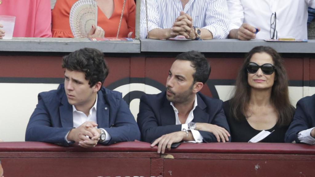 Froilán no ha querido perderse el evento taurino presidido por su tío.