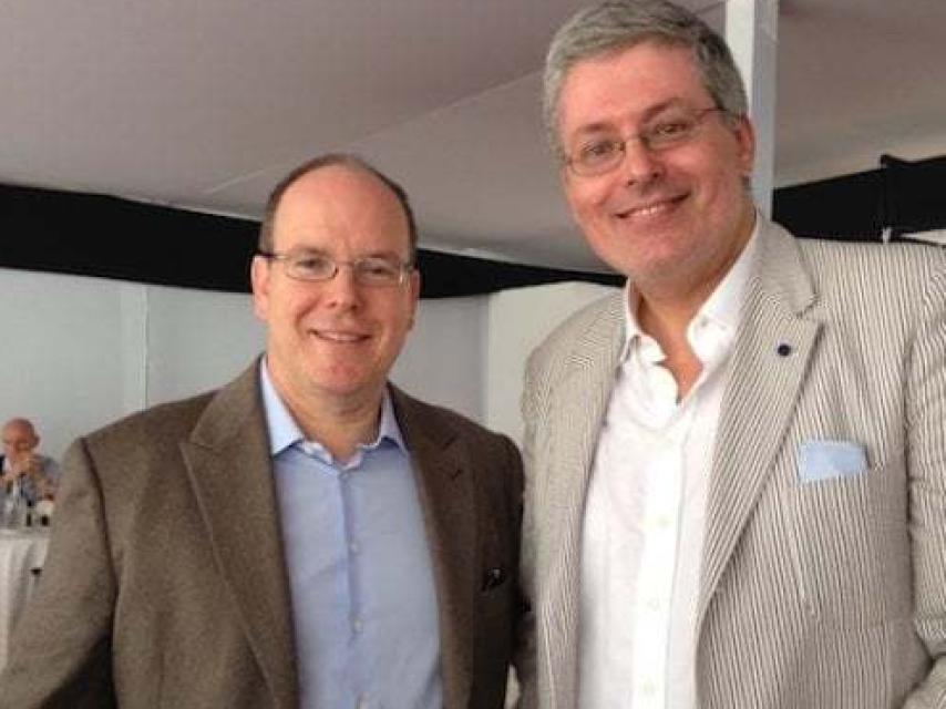 Alberto de Mónaco llegó a posar con su falso homólogo.