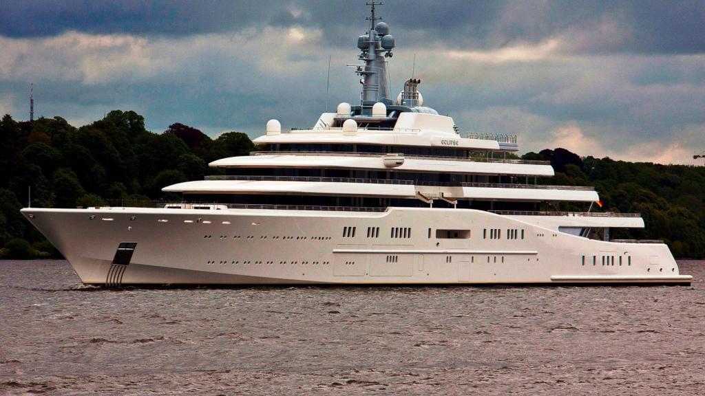 Yate 'Eclipse' de Isaac Abramovich.