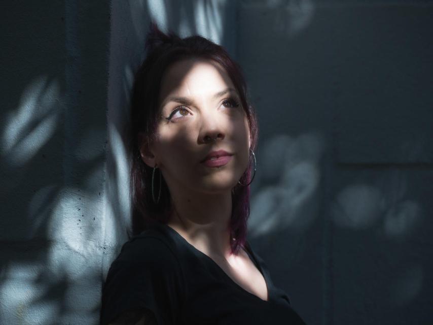 Sara, perteneciente al grupo de rap feminista las IRA.