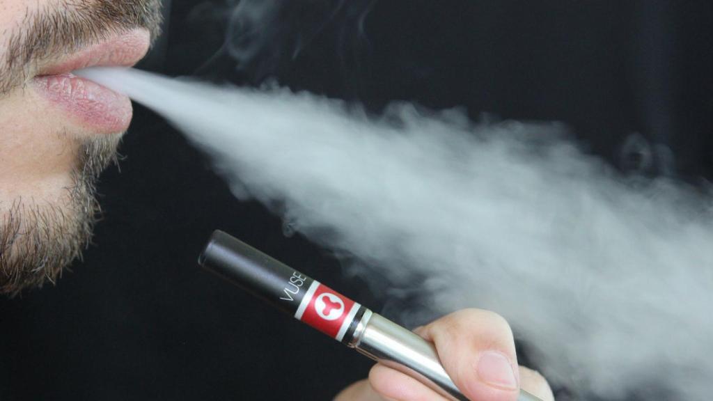 Cigarrillo electrónico.