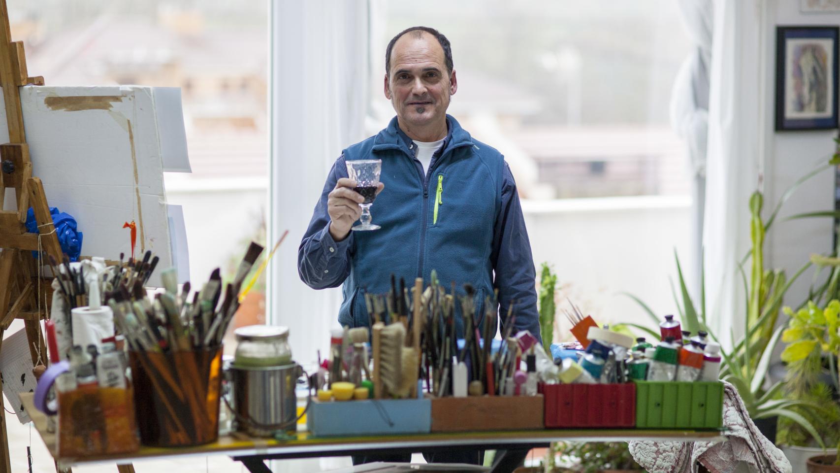 José del Olmo, en su estudio