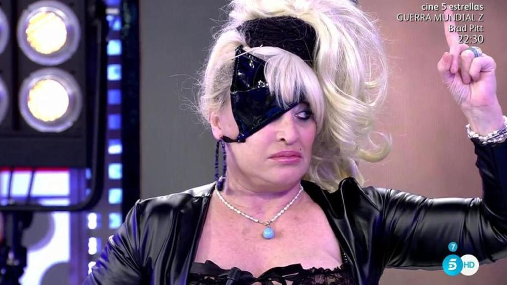 Aramís Fuster habla con su madre muerta en 'Sálvame'