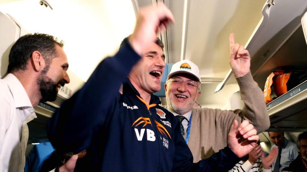 Roig y Perasovic en la celebración de la última Eurocup del Valencia Basket.