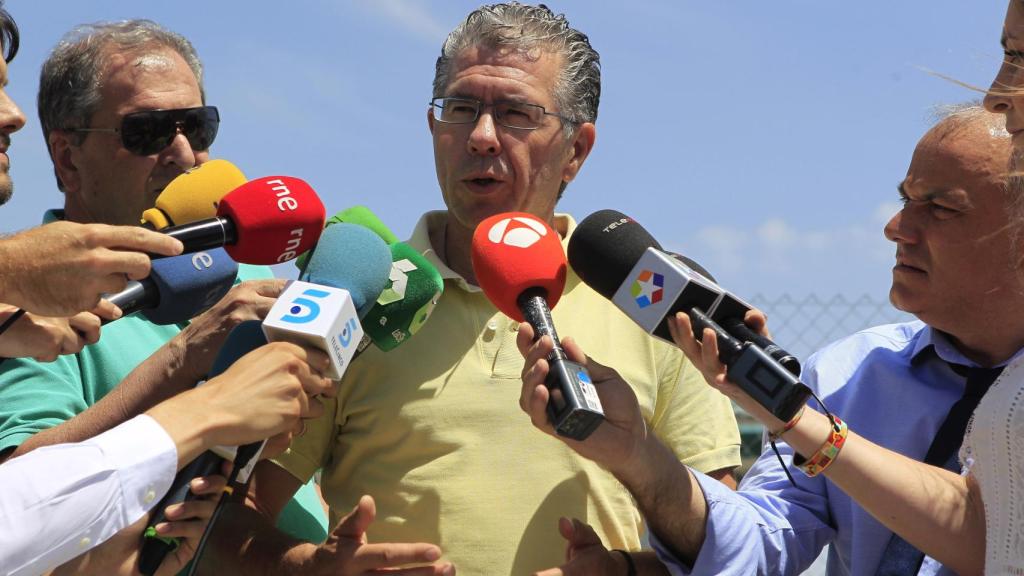 Francisco Granados a su salida de la de la prisión de Estremera