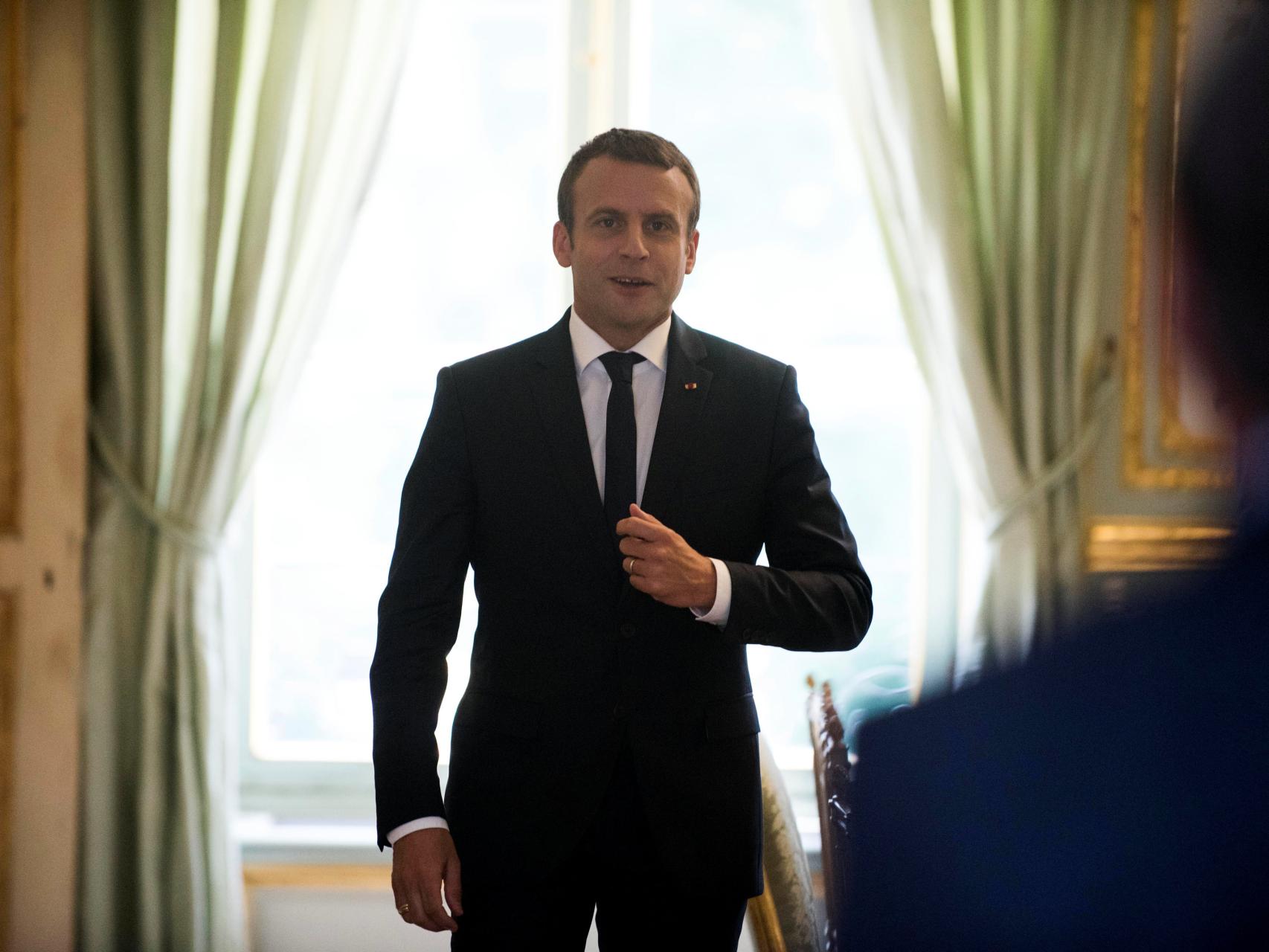 Macron es un signo visible de la vitalidad de la UE, según Tusk
