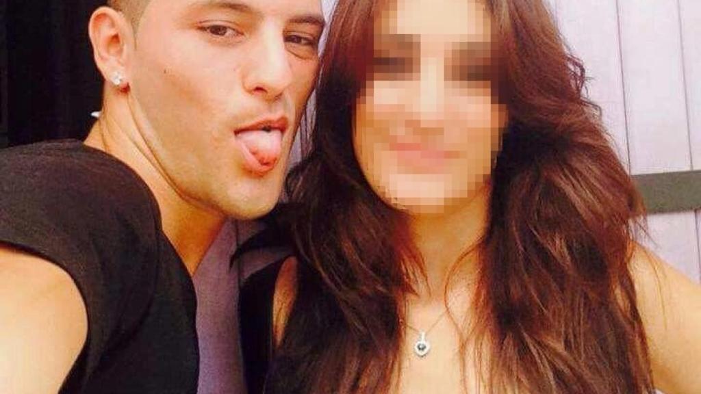 Samuel, junto a su novia, Andrea, con la que va a ser padre.