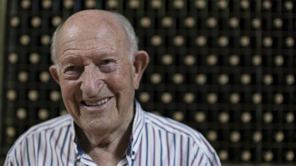 Alejandro Fernández cumplirá 85 años el próximo 11 de agosto.