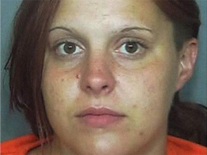 Angela Cannon, la ladrona de libros