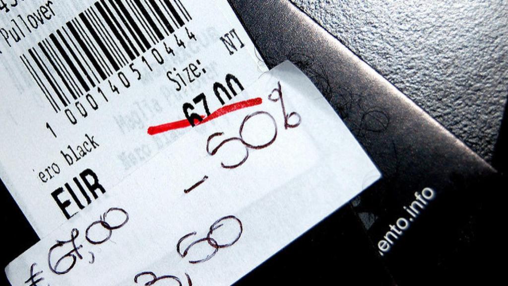 Las rebajas despiertan el espíritu deportivo de algunos consumidores