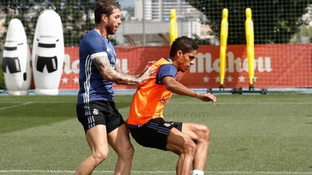 Varane protege ante Ramos