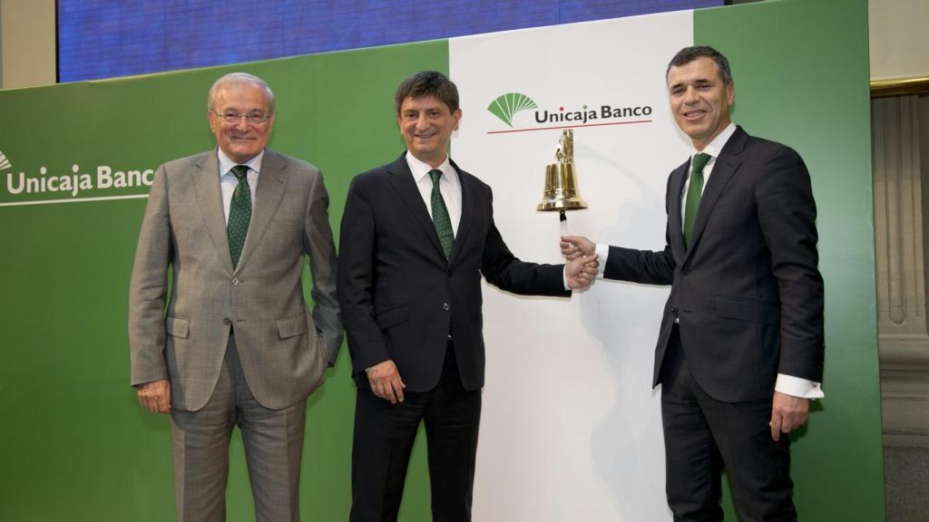 Cierre de la primera sesión en Bolsa de Unicaja: los valores suben un 6,36%