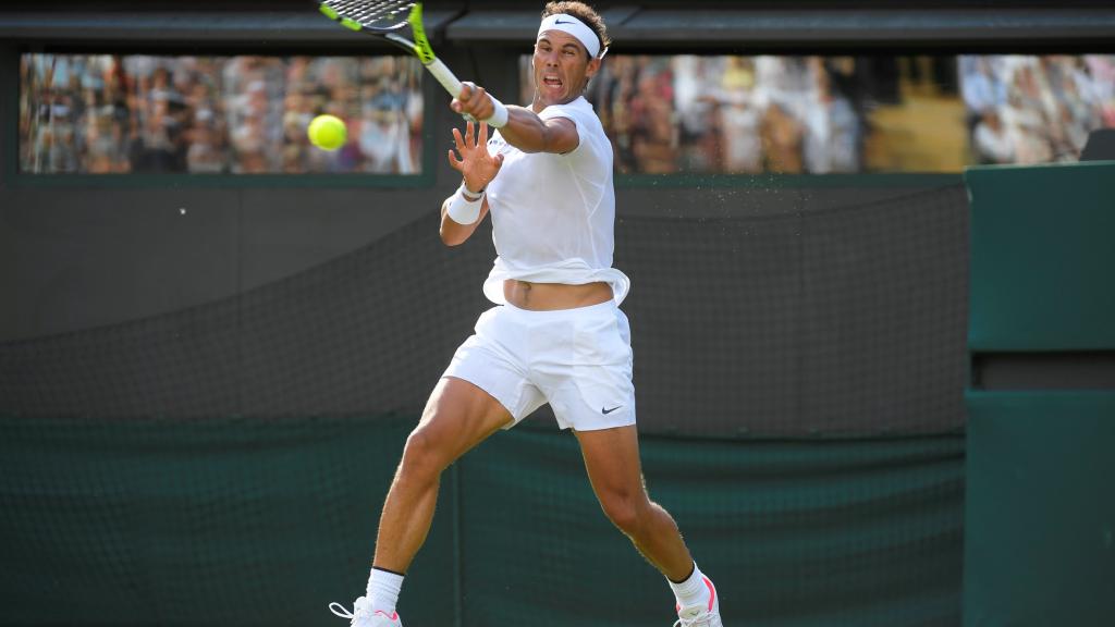 Nadal, golpeando una derecha ante Millman.