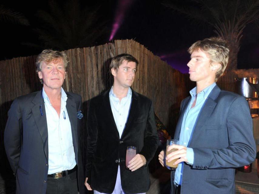 El príncipe Ernst August con su padre, Ernesto de Hannover, y su hermano pequeño, el príncpe Christian.