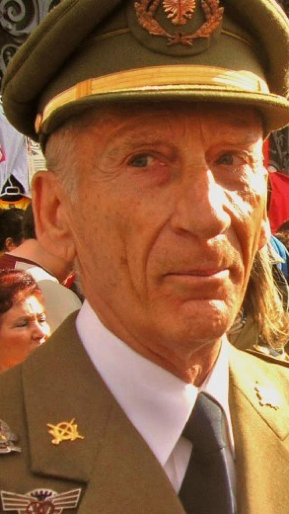 Amadeo Martínez Inglés.