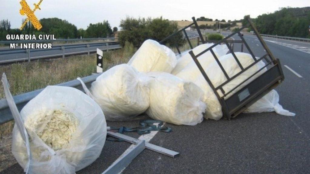 Palencia-camion-volcado-bebido-guardia