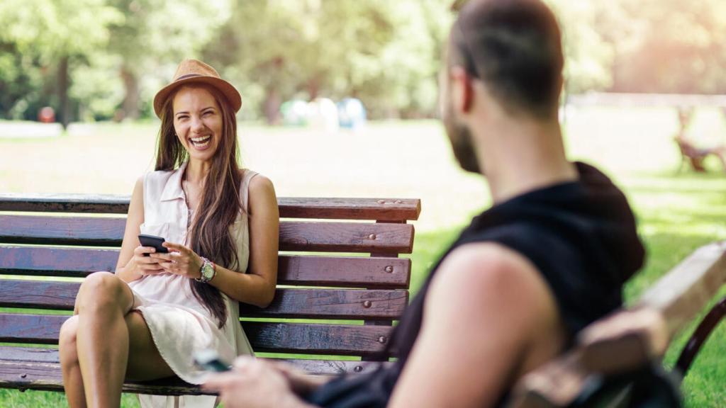 5 aplicaciones para ligar este verano que no son las habituales