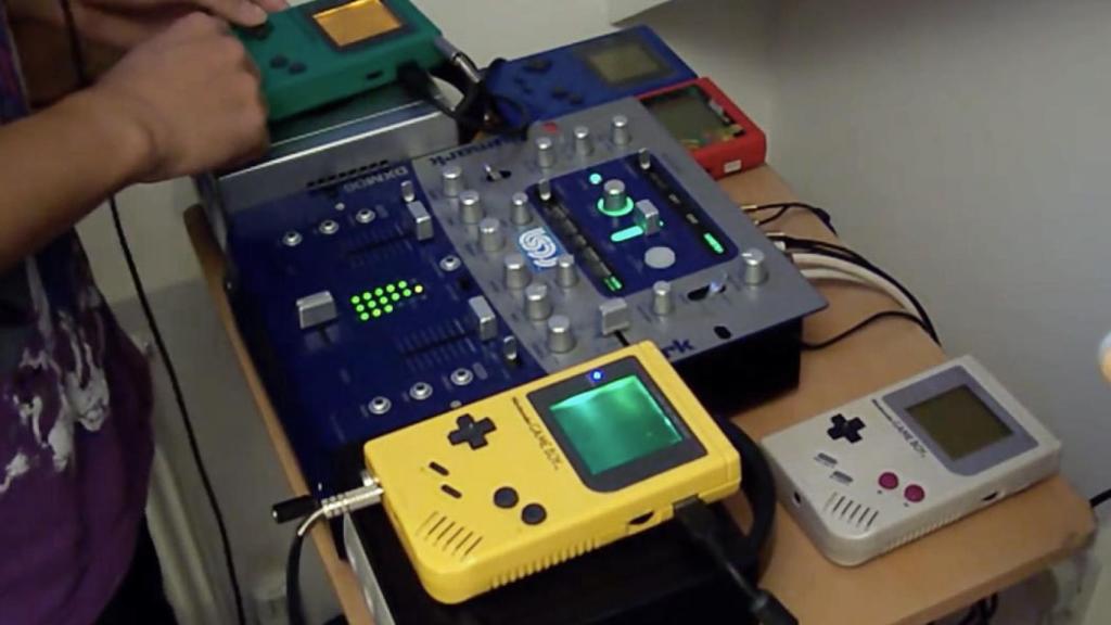 8Brick DMG / YouTube