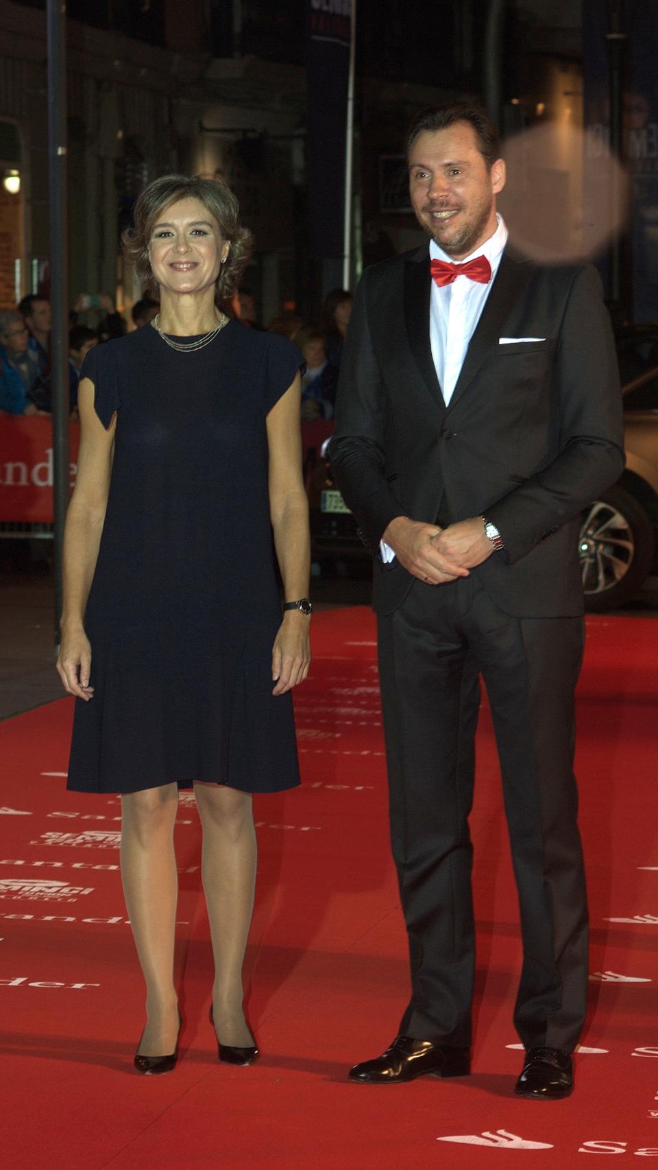La ministra de Agricultura en el Festival de Cine de Valladolid con el alcalde de la ciudad, Óscar Puente.