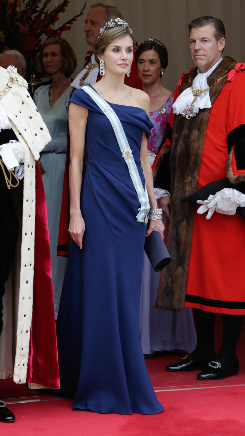 En su encuentro con el alcalde de Londres Letizia lució un ‘look’ elegante pero super sexy.