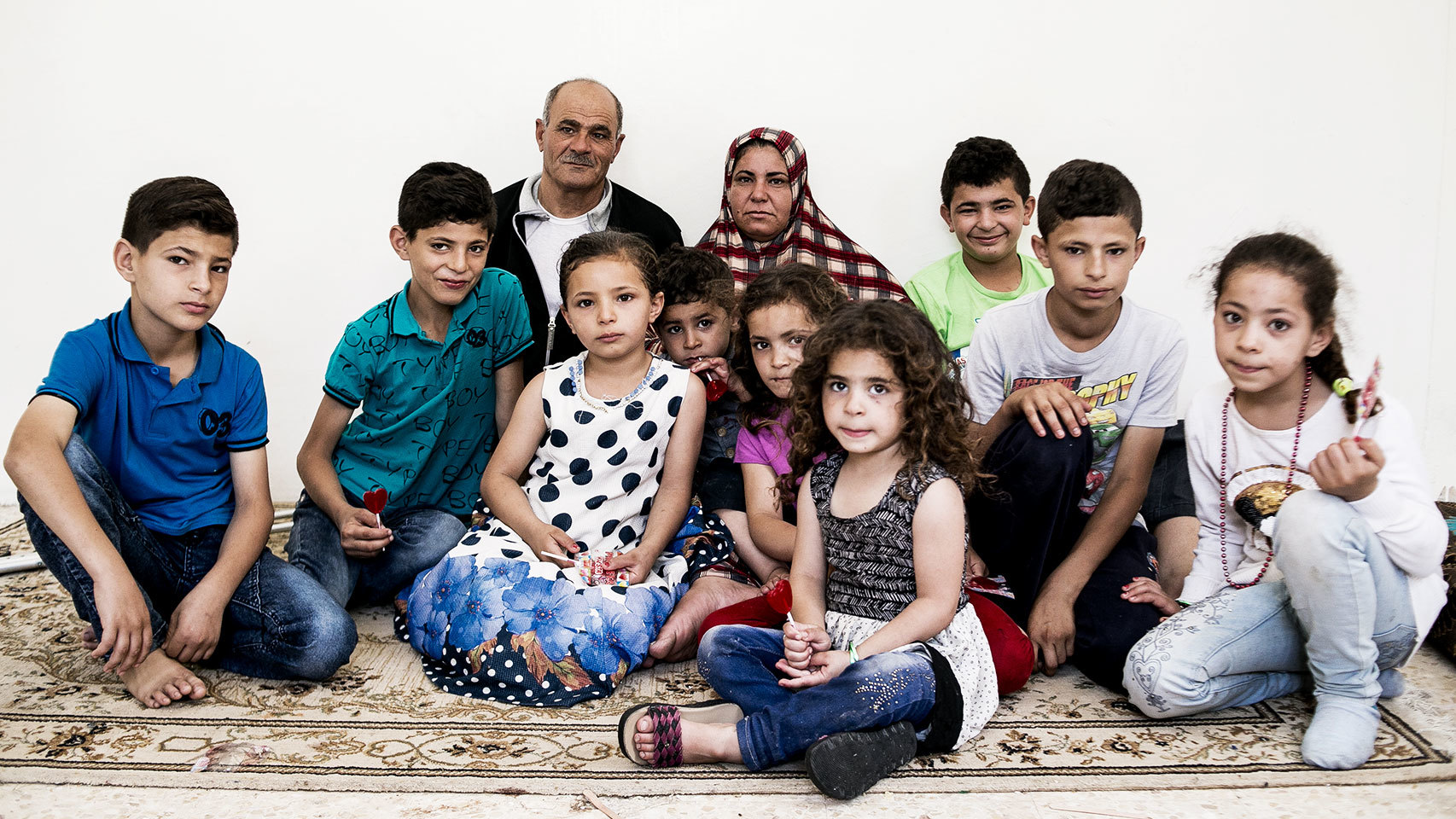 La familia de M y A.