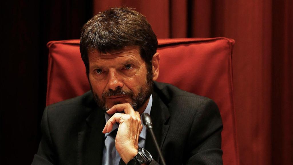 El director de los Mossos d'Esquadra, Albert Batlle, en el Parlament.