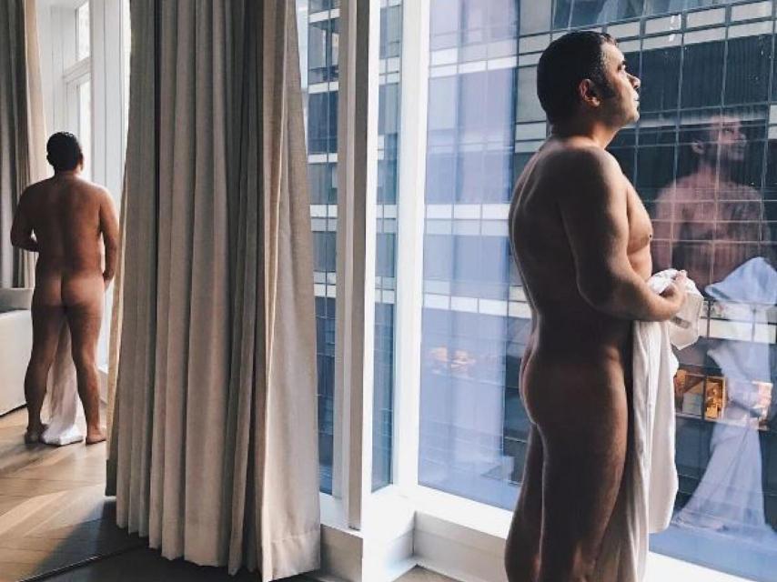 Jorge Javier calentando las redes sociales.