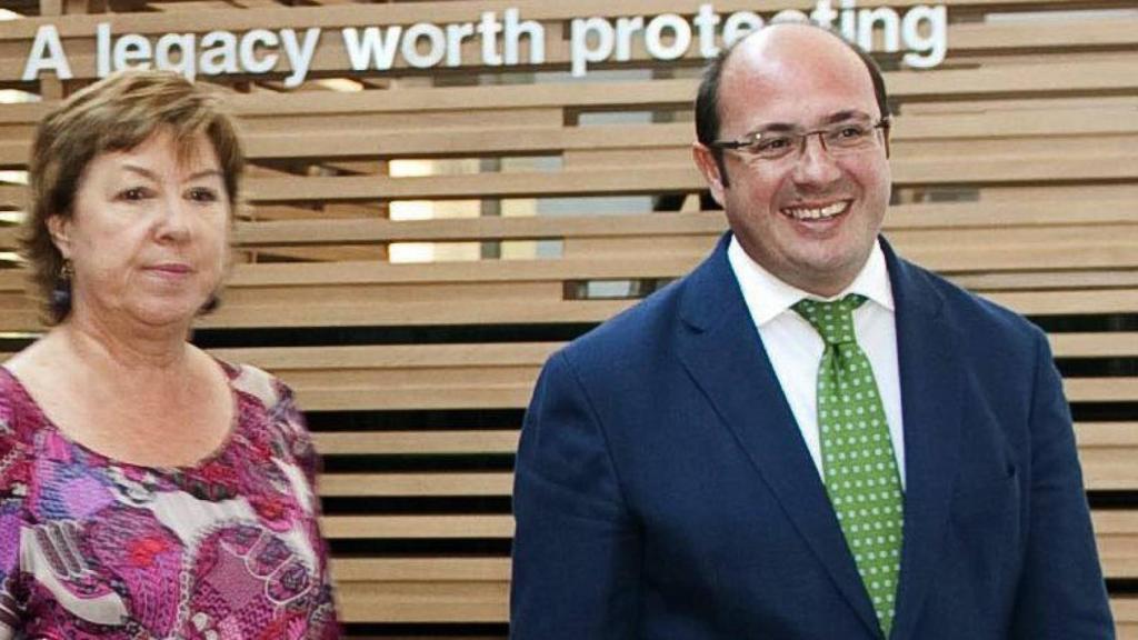 Pilar Barreiro junto al expresidente de Murcia Pedro Antonio Sánchez