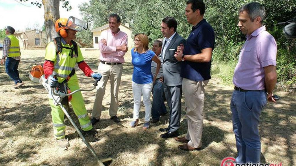 zamora visita quinones incendios cuadrillas 5