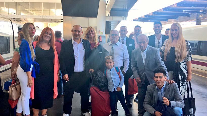 La familia de Dani Ceballos, arropando al nuevo jugador del Real Madrid