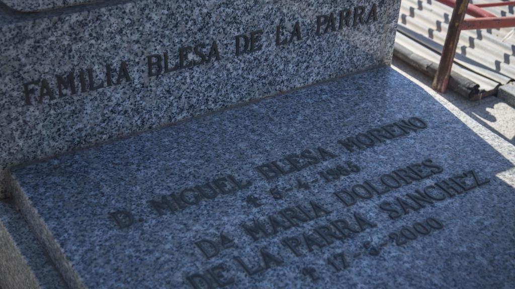 El panteón familiar de Miguel Blesa en Linares