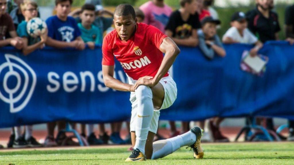 Mbappé, durante un partido con el Mónaco. Foto Twitter (@KMbappé)