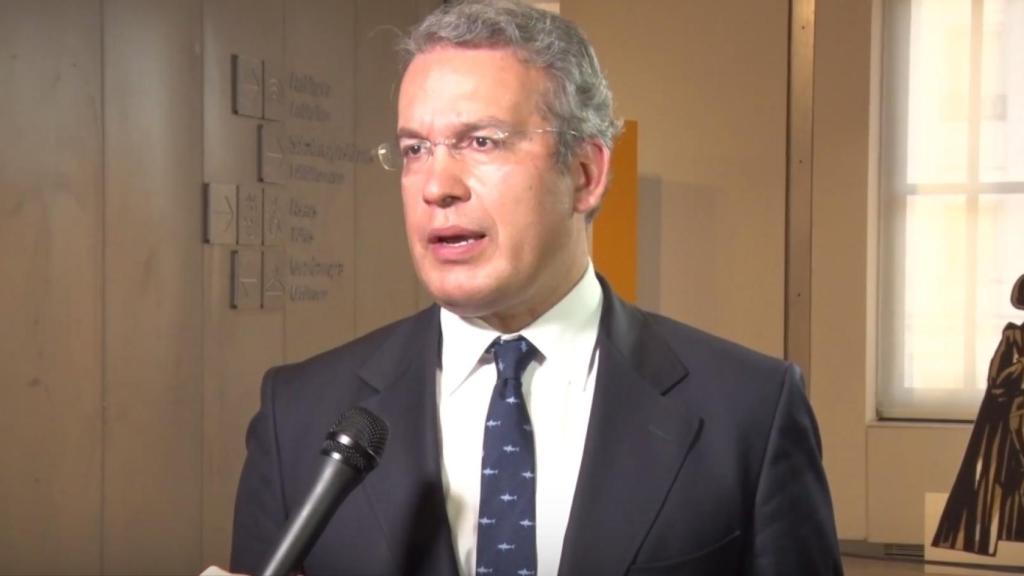 Javier Placer, sobrino de César Alierta, prepara su salida.