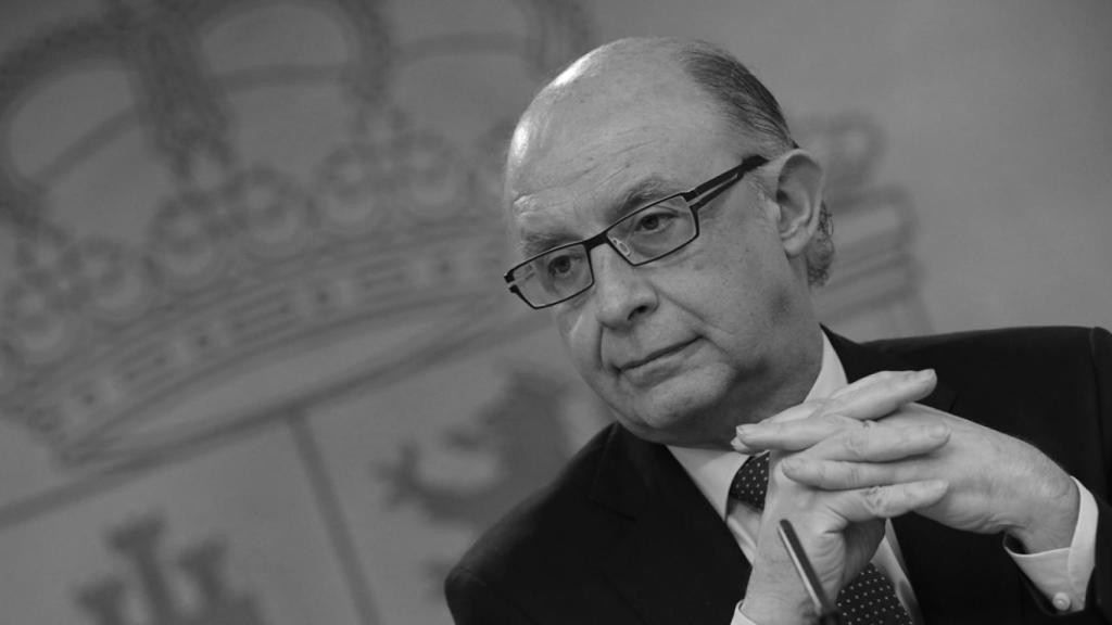 La difícil y necesaria bajada de impuestos en España