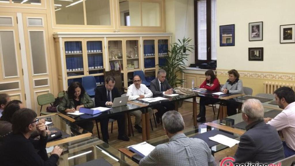 Valladolid-Velez-auvasa-acuerdo