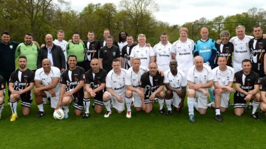 Nayim, en un partido entre leyendas del Tottenham y el Ceuta. Tottenham